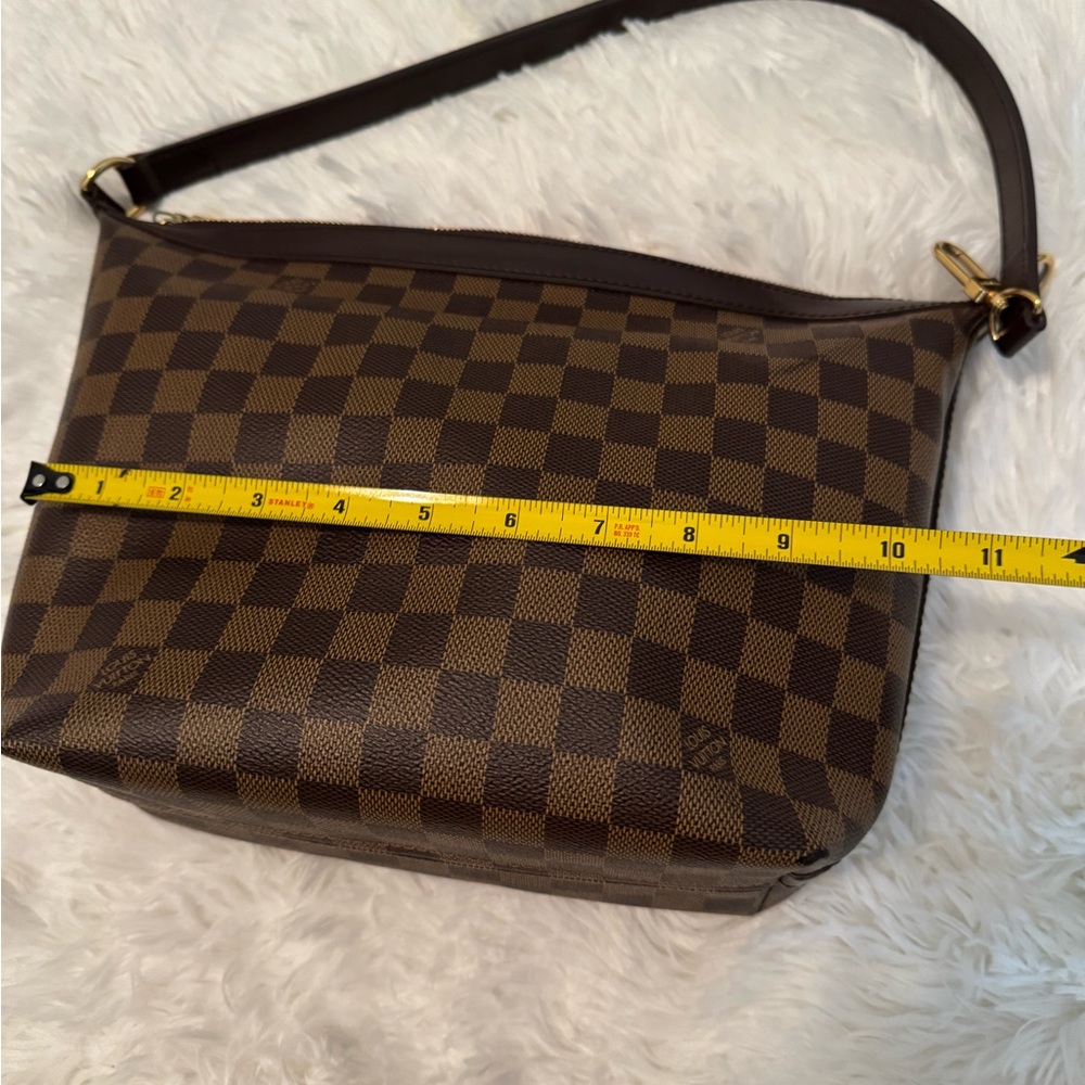 Louis Vuitton Illovo MM - Picture 4 of 15